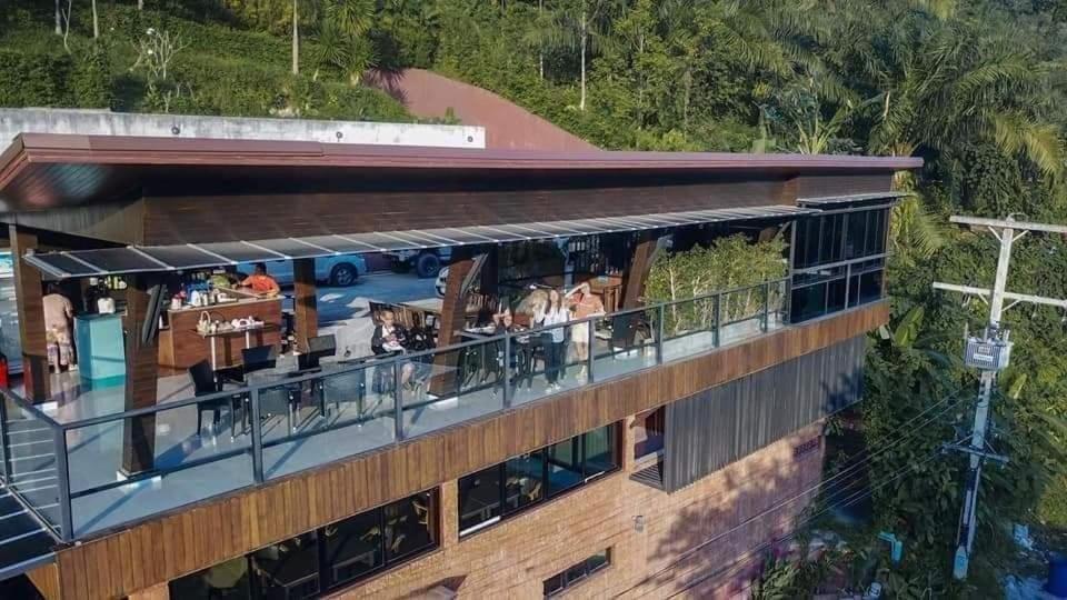 Blue Mountain Phangnga Resort Екстер'єр фото