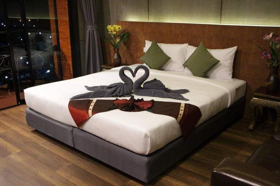 Blue Mountain Phangnga Resort Екстер'єр фото